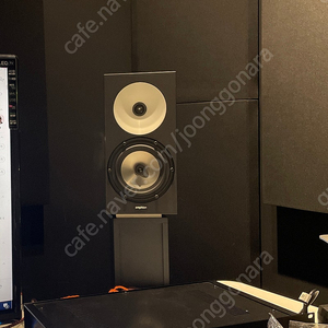 Amphion one 18 + amp 700 암피온