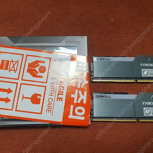 지스킬L DDR4-3600 CL18 TRIDENT Z RGB 패키지 (32GB(16Gx2))