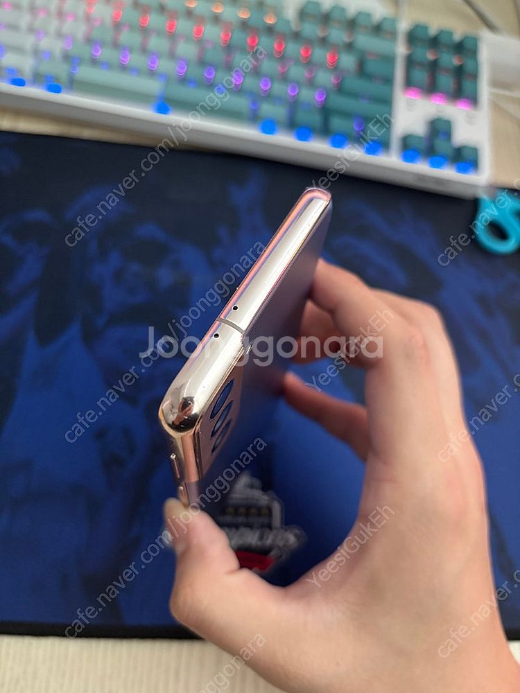 갤럭시 S21 플러스 바이올렛 256GB 팝니다--2