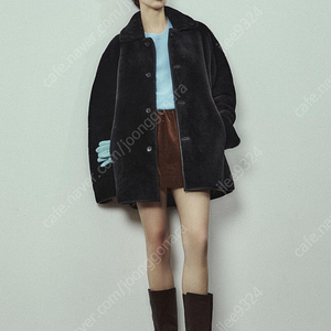 아뜰리에 에디션 무스탕 Reversible Shearling Jacket (brown)