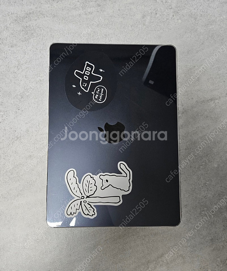 맥북 에어 M2/13.6인치/16G/256G 미드나이트--1