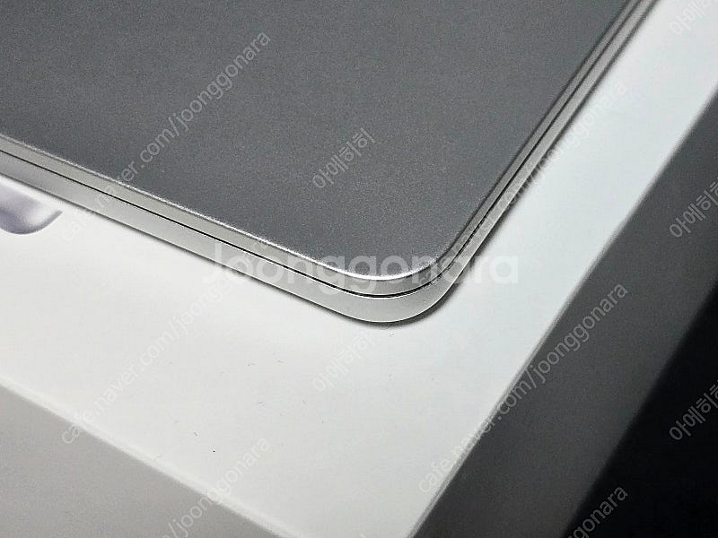맥북에어 m3 15인치 실버 256gb 램8gb--5
