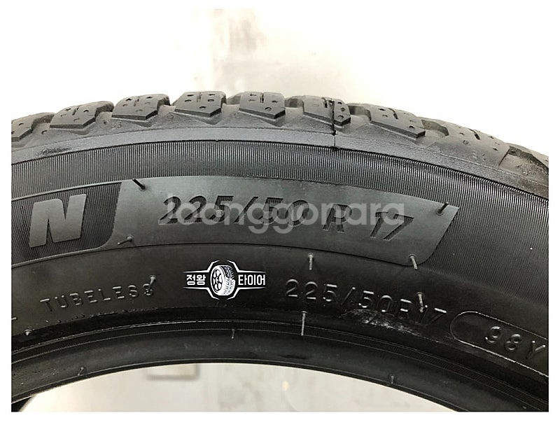 중고타이어 미쉐린 크로스클라이밋2 CC2 225/50R...--3