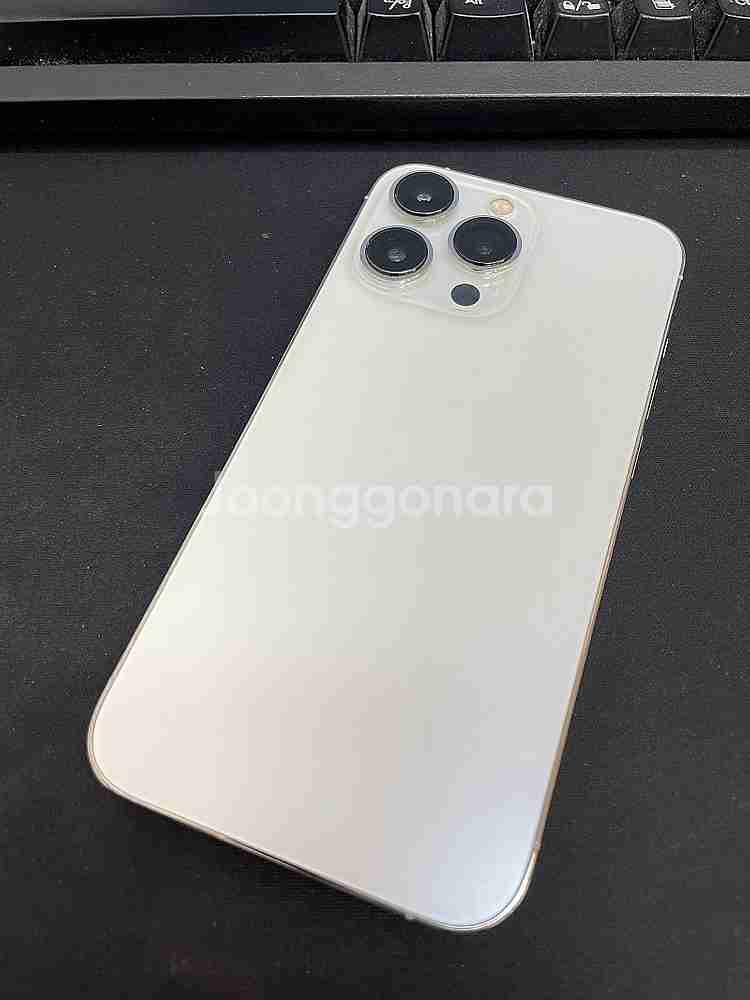 아이폰13프로 실버 128GB 상태좋은 중고50만팝니다...--0