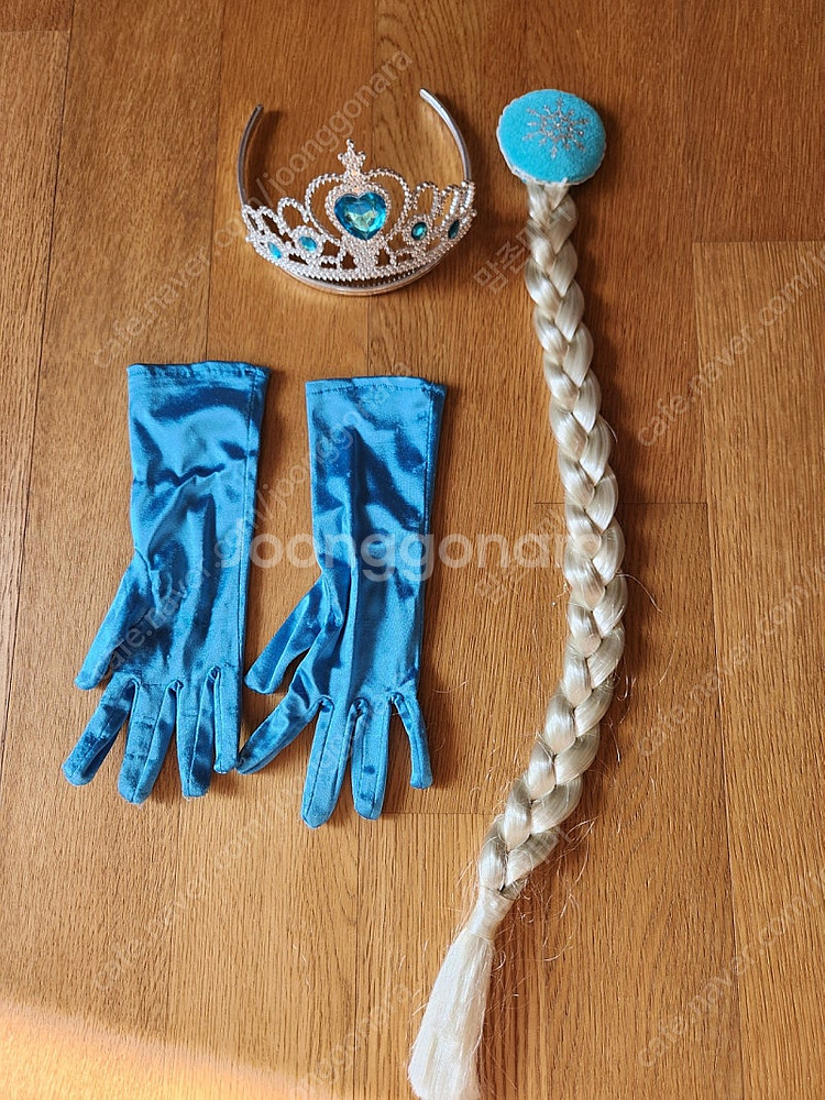 엘사 드레스 정품 140 외 3종 일괄판매--9