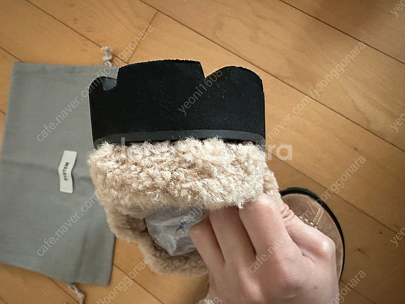 시스템 엠뷸럼 램스킨 뮬 235 베이지--2