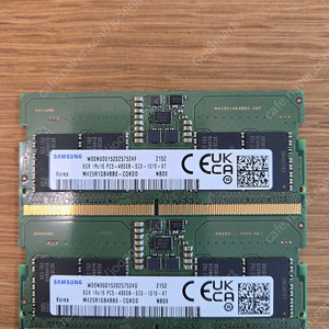 삼성 노트북램 DDR5-4800 8기가 두개 팝니다.