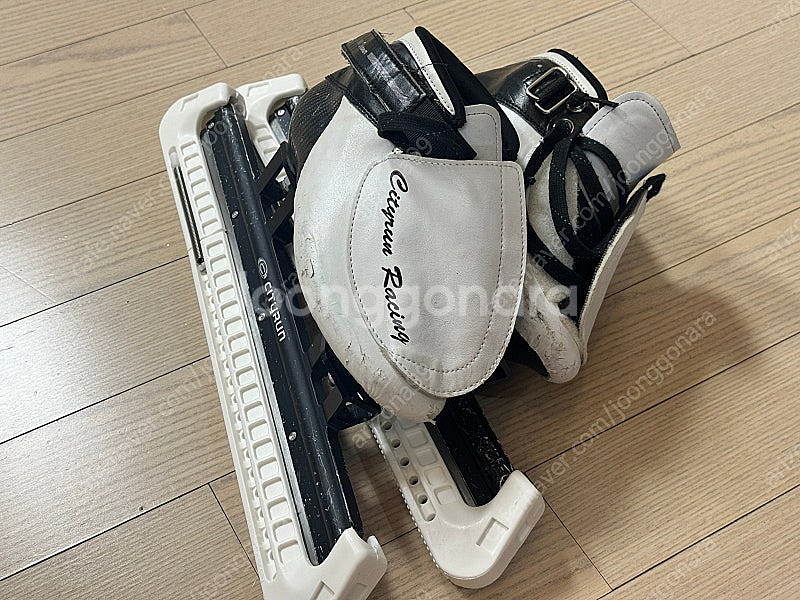 시티런 205사이즈 팝니다--0