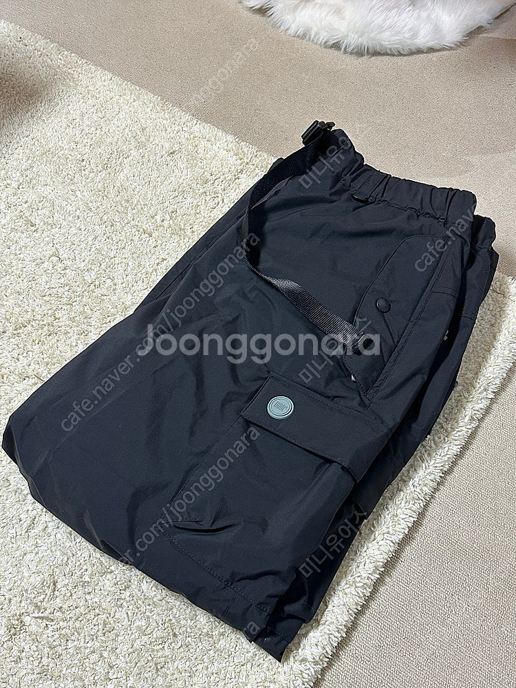 어스투 2324 남자 보드복 팝니다.--2