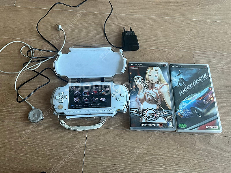PSP 1005 팝니다!--3