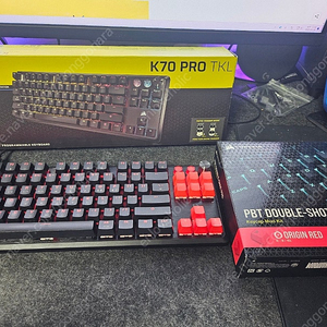 커세어 K70 PRO TKL MGX 판매합니다.