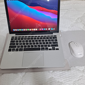 macbook pro 13인치 2015년형 + 무선 마우스 판매합니다.