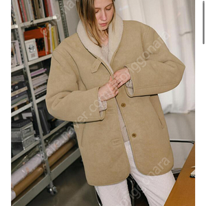 레터 무스탕 레터 무스탕 Ben shearling coat (beige)