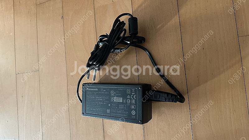 파나소닉 AG-CX 10 4K 캠코더 판매합니다.--7