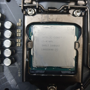 인텔 9세대 8코어 cpu i7 9700k