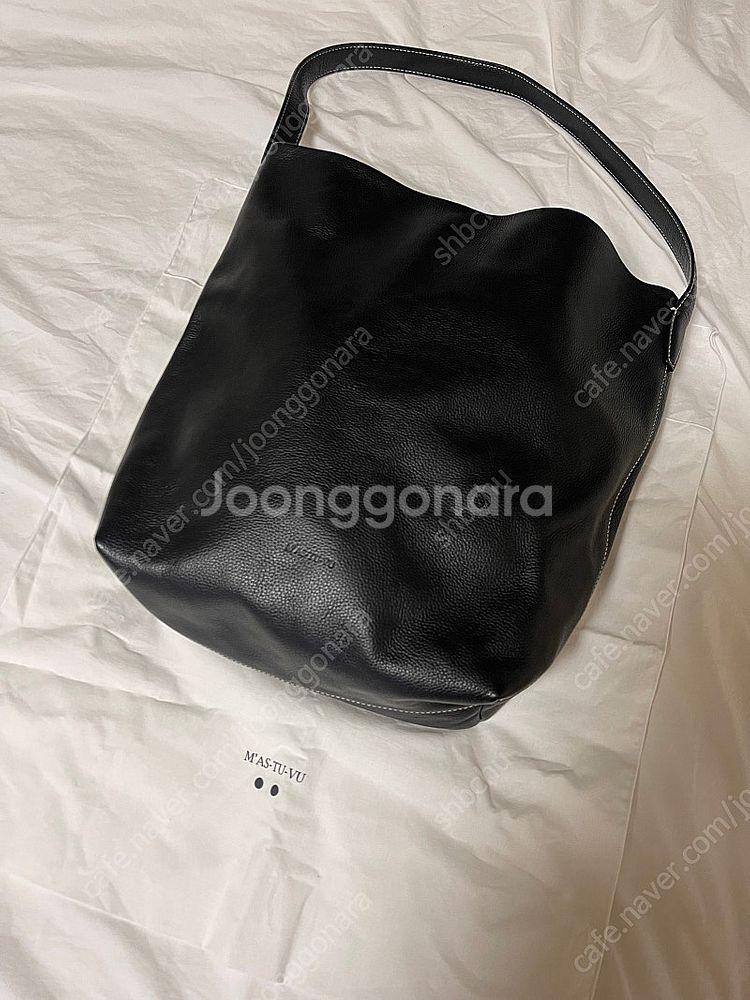 마뛰뷔 레오백 블랙 라지--0