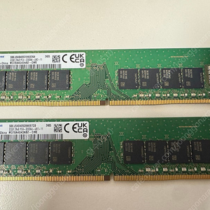 데스크탑 메모리 삼성 DDR4 32G 3200 램 메모리 업데이트 팝니다. (2개)