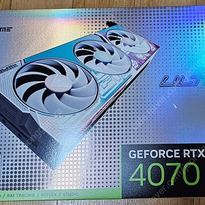 IGAME GeForce RTX 4070 ULTRA 랑 4070끼리 바꾸실분