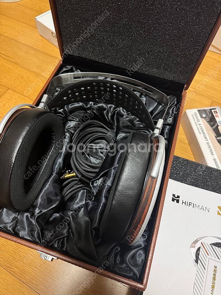 Hifiman He1000se--1