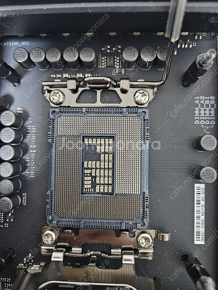 asus z790 dark hero 팝니다.--4