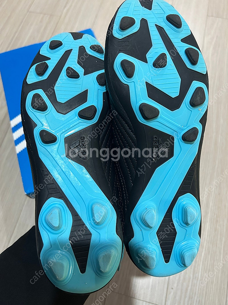 어린이 아디다스 축구화(풋살화) 230mm--6