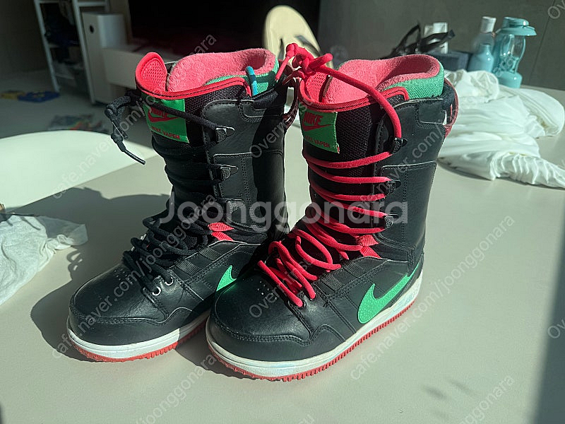 (235)나이키 베이픈 스노우보드 부츠 팝니다--0