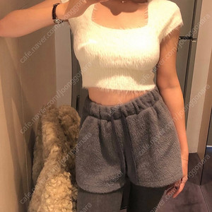 니어린(nearin) boucle shorts (gray)