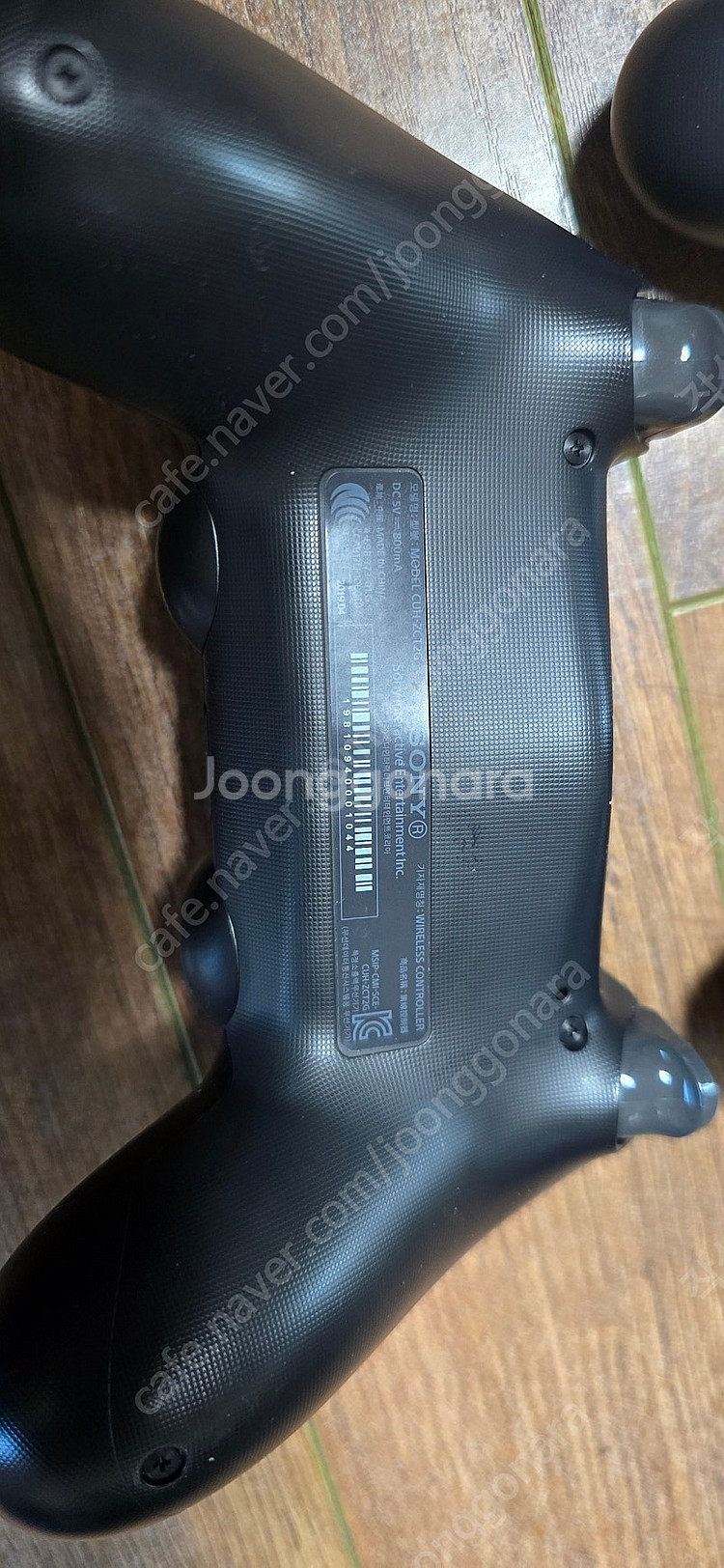 플스4프로 ps4pro 7218 1테라 화이트 팝니다--3