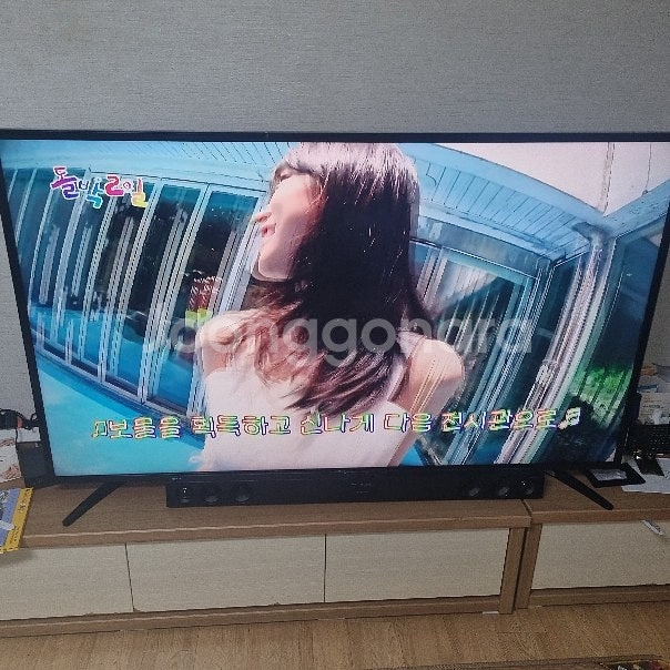 엘지65인치tv 팝니다--2