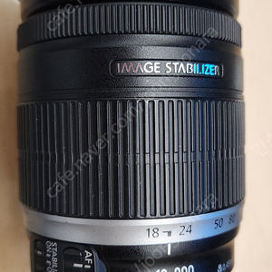 캐논 EF-S 18-200mm IS 렌즈 팝니다.