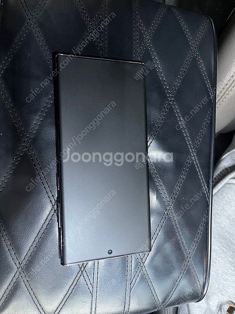 갤럭시S22 울트라 256gb S급 싸게팔아요--0