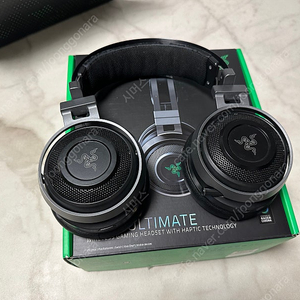 레이저 나리 얼티메이트 무선 헤드폰 / Razer Nari Ultimate