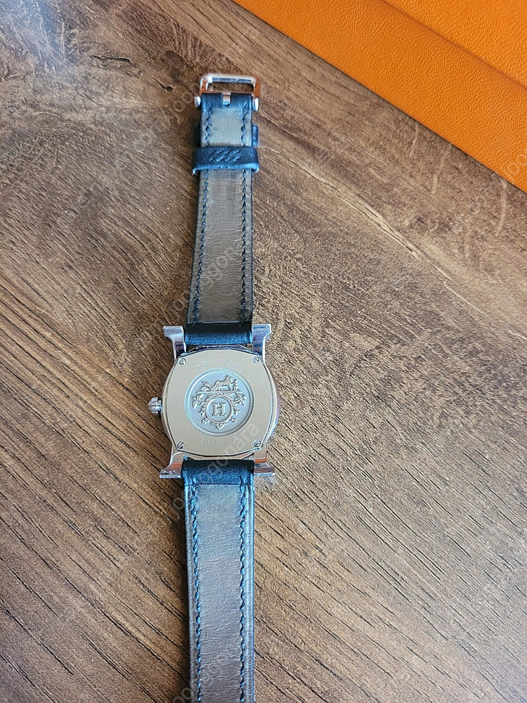 에르메스 여성벤딩시계 팝니다--4