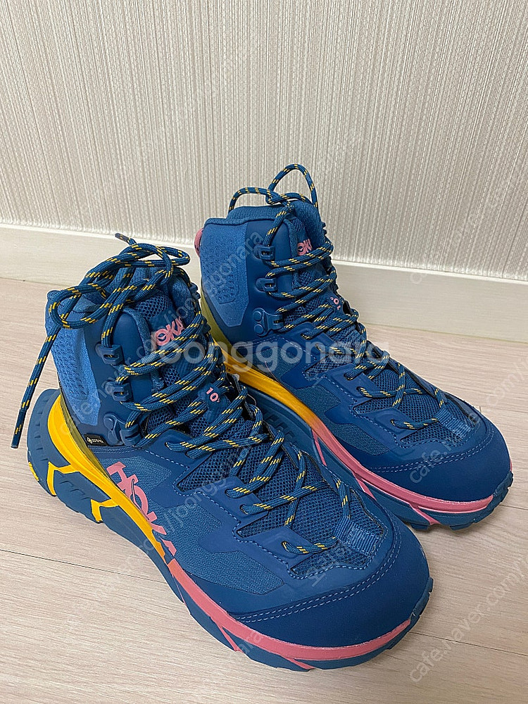 호카오네오네 텐나인 하이크 판매합니다.--0