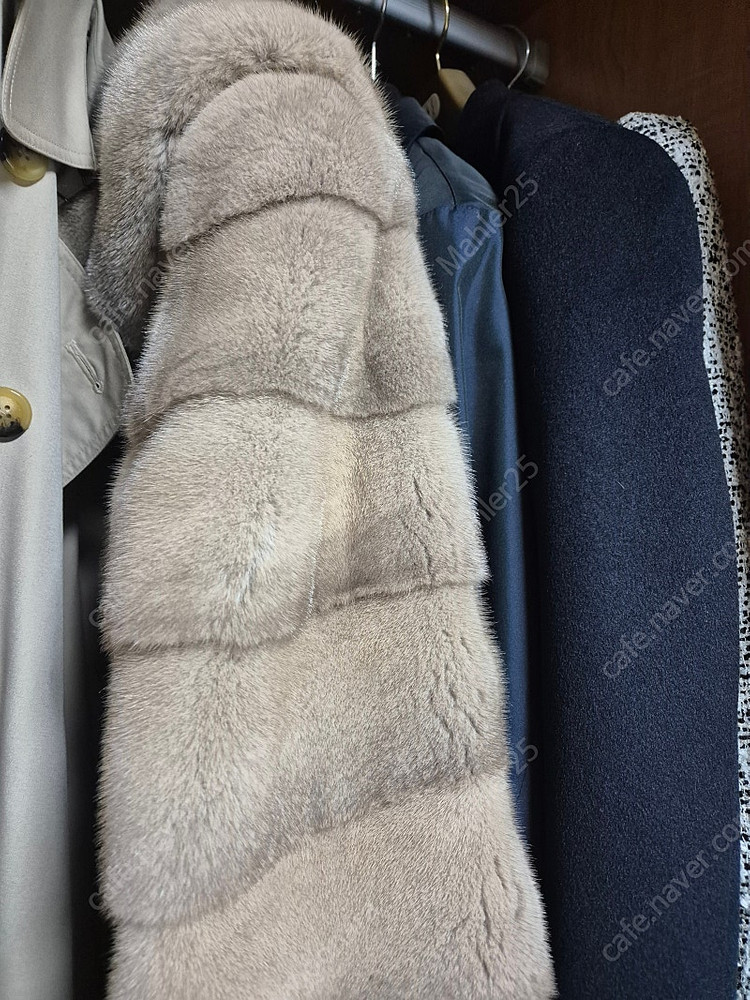 고급 윤진모피 하프 실버블루. 코펜하겐퍼. 후드시탈--6