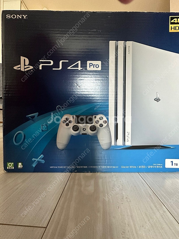 PS4 플레이스테이션 1Tb 최신 공정 화이트 팝니다....--0