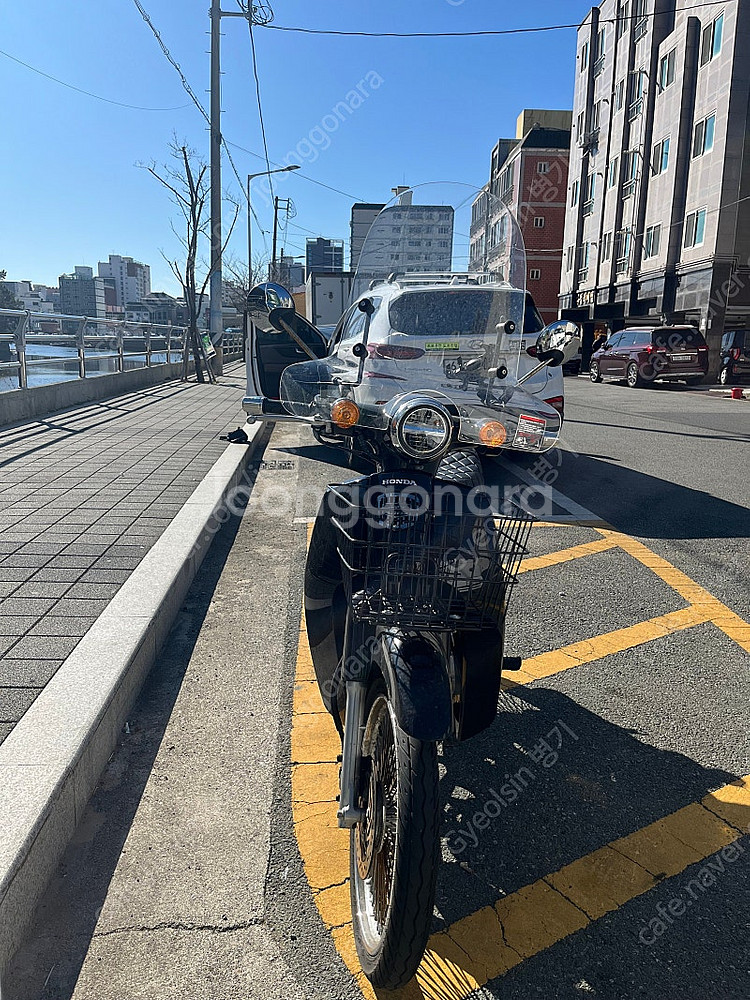 부산 슈퍼커브110 출국으로 인한급매 23년식--1