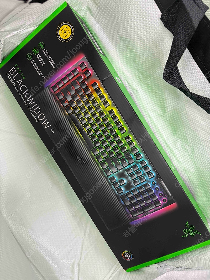 RAZER Blackwidow V4 Linear KR ...--0