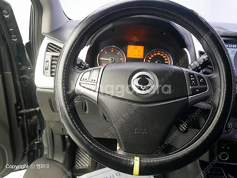 KG모빌리티(쌍용) 뉴코란도C 2WD 2.2 삼바 에디...--7