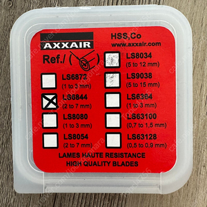 Axxair 절단날(LS6844)3장 , 베벨날 (LC375)1장팝니다.