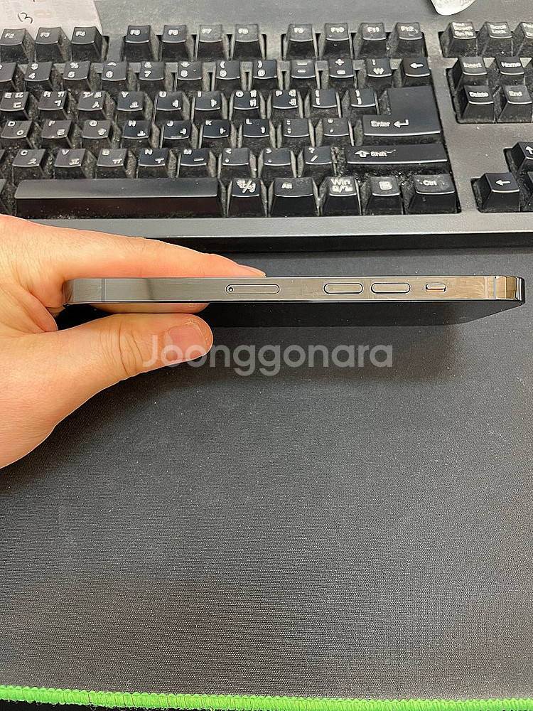 아이폰14프로 블랙 256GB 상태좋은 중고72만팝니다...--6