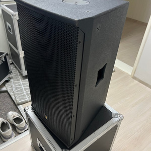 AUDAG BELIUM px112mk2 + 랙케이스(바퀴달림) + 25m canare 2s11f 스피커케이블 + 스피커 삼각대 --------2set