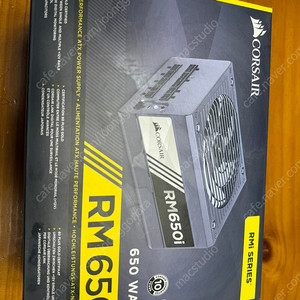 커세어 RM650i 80PLUS GOLD 650W 풀모듈러 파워 팝니다.