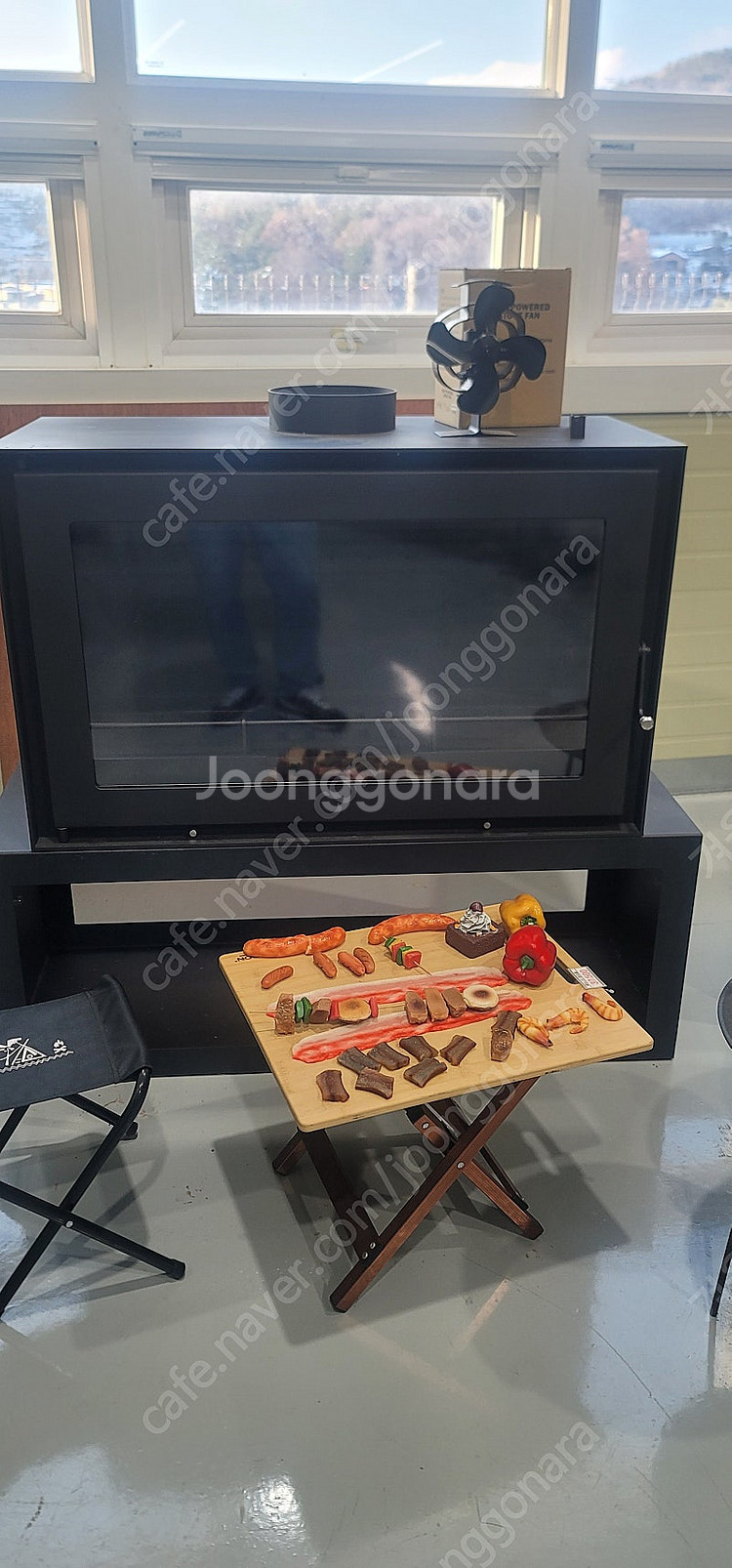 대형 화목난로 벽난로 팝니다 미사용 3면내열유리 (전시품팝니다.)--0