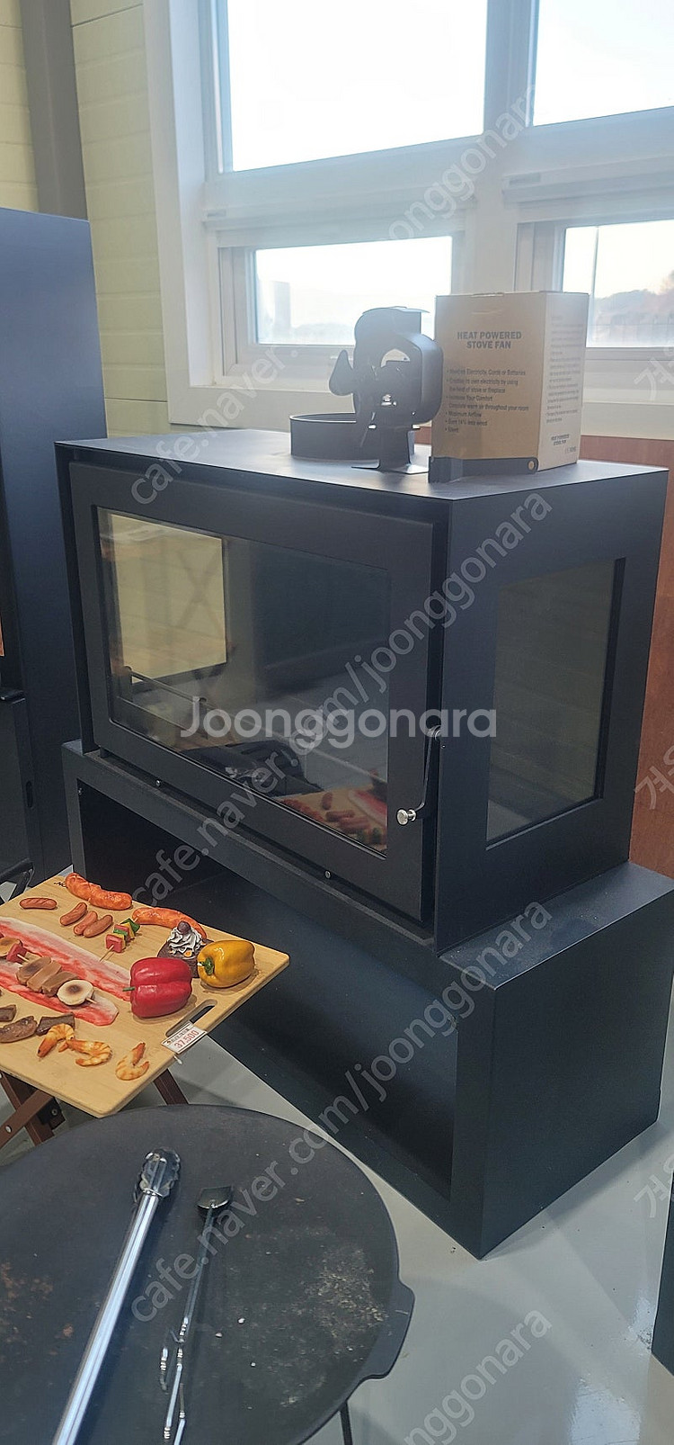 대형 화목난로 벽난로 팝니다 미사용 3면내열유리 (전시품팝니다.)--2