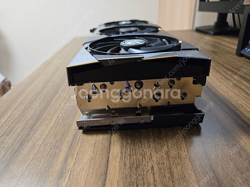 Msi RTX4090 슈프림 X 24GB 판매합니다.--6
