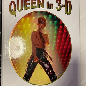 QUEEN in 3-D 양장본 원서