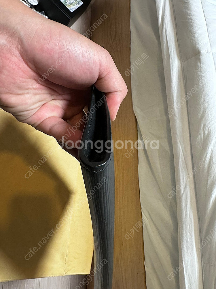 루이비통 클러치 포쉐트주르 GM 에삐 노이어--1