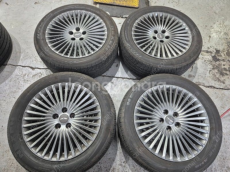 (판매)제네시스 g90 18인치 무기스 휠타이어 70만...--0