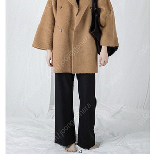 베르데오시도 Haribo Coat - in Soft Camel Hair (Camel) M